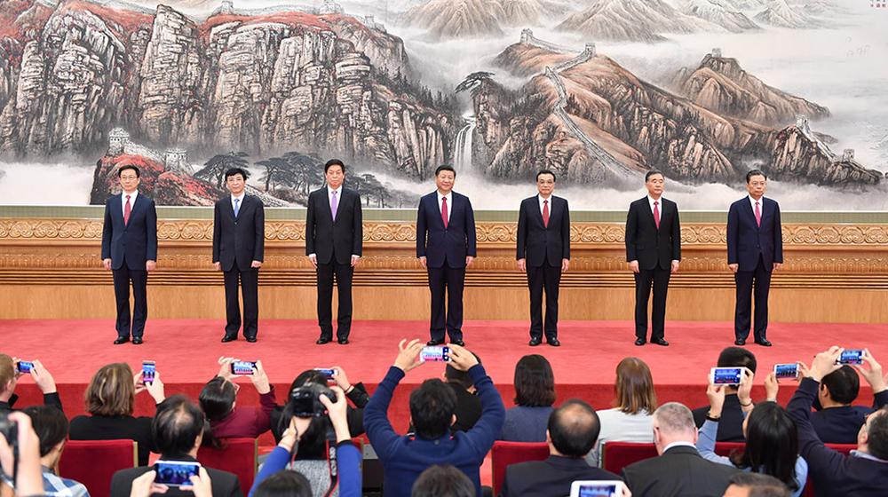 回顾：十九届中央政治局常委中外记者见面会