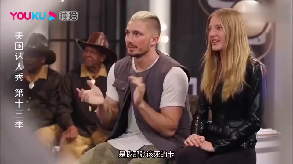 美国达人秀:恐怖小女孩召唤出"鬼魂",把评委都吓跑了