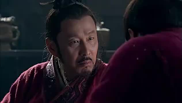 楚汉传奇:项庄准备动手杀掉刘邦,怎料关键时刻项伯竟