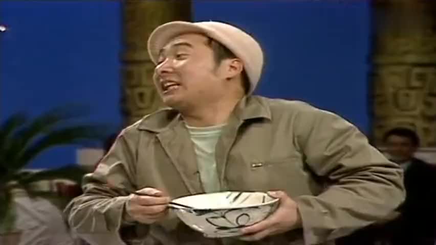 1984年央视春晚小品《吃面条》,由陈佩斯,朱时茂表演