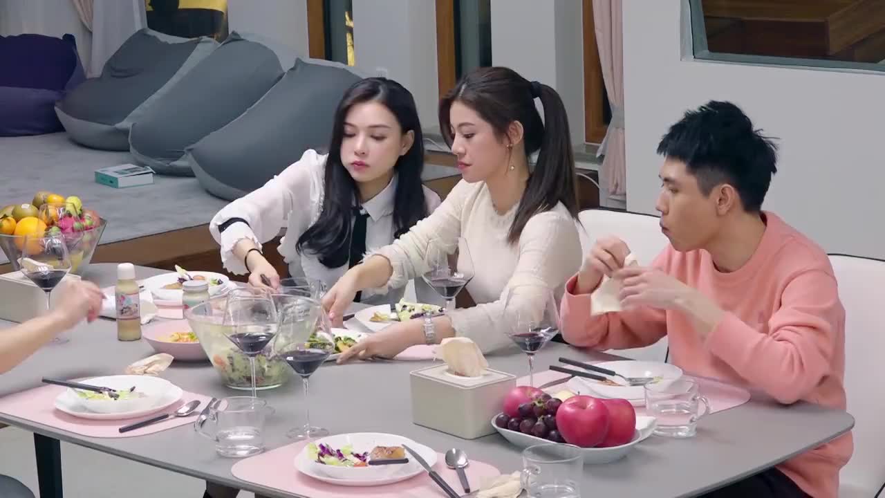 以和为贵:跨栏小能手东莞仔上线,带着兄弟们去砍人,跨