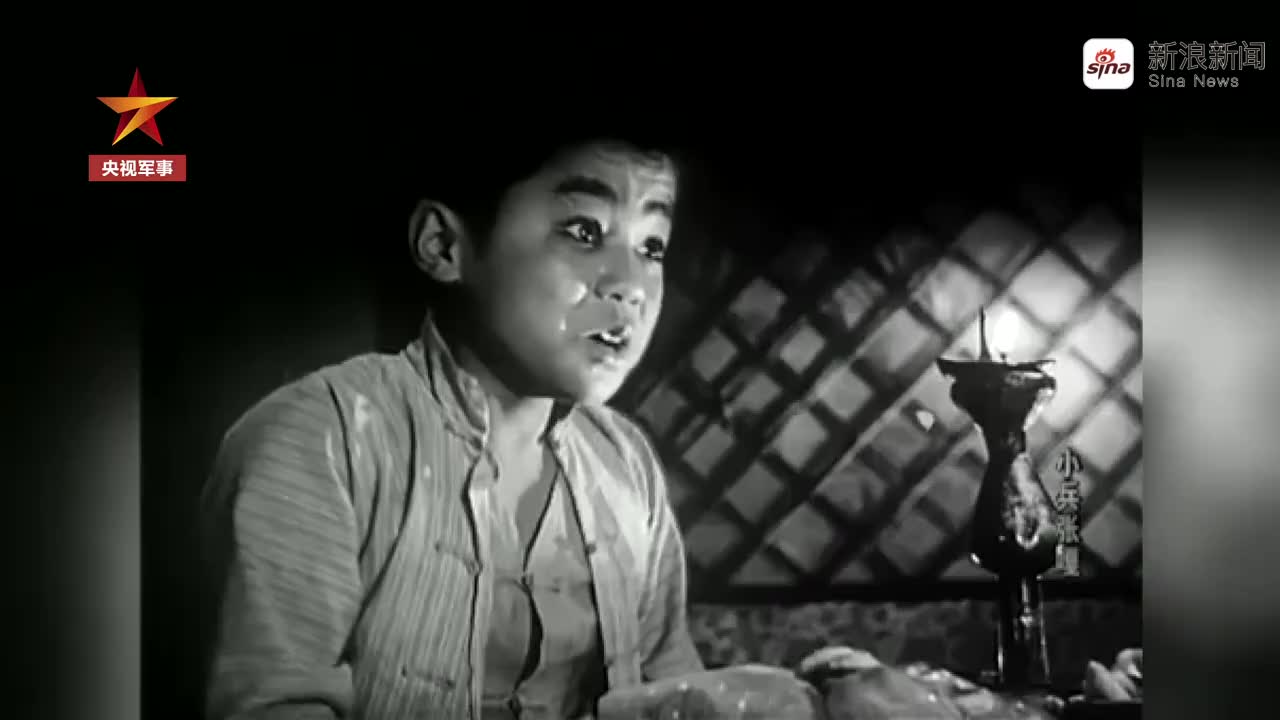 小兵张嘎:嘎子拿着木枪在村子假装打鬼子,这戏中戏演