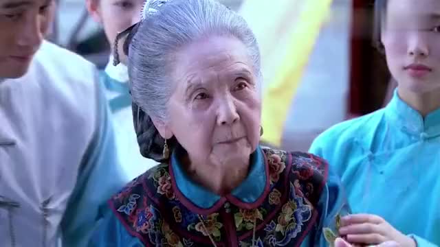 新京华烟云曾新亚风骚登场姚木兰看到未婚夫非常生气