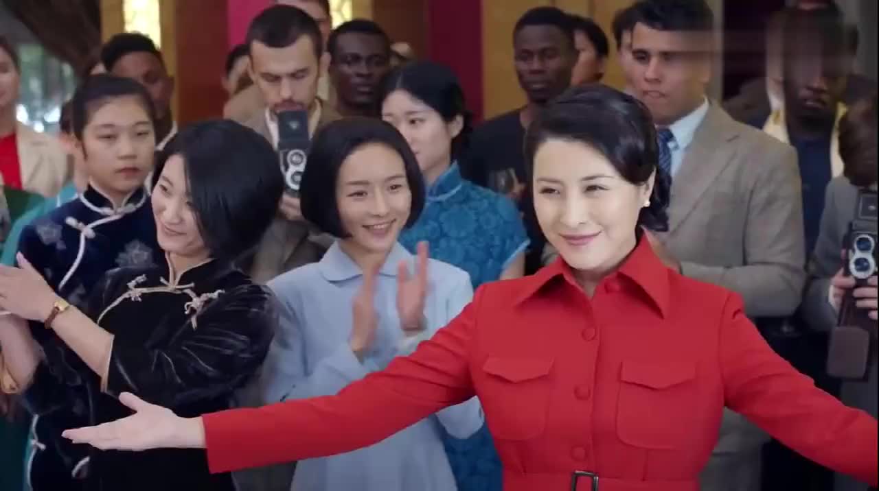 外交风云:中国女外交官人长的漂亮,说话更漂亮,外国人