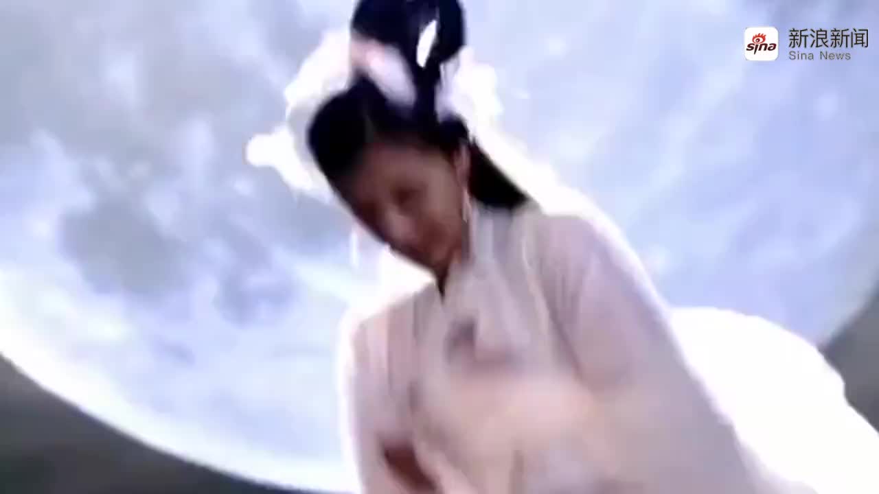 碧波仙子:红鱼儿把赵秀伤的心痛不已,决定离开这个