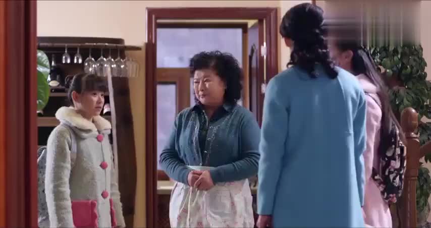 木兰妈妈:小月去郑爽家,姥姥见到她很高兴,陈艳丽也让她意外