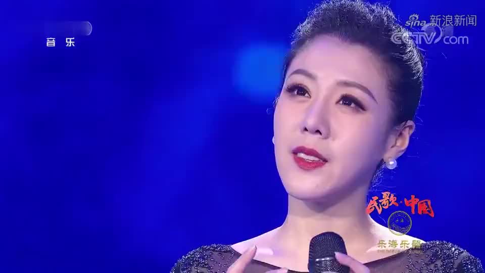 女高音歌唱家王喆深情赞美《春雨》,带给你美好想象的
