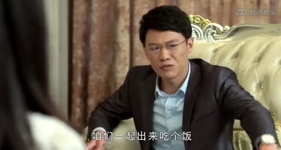 全校最没用的穷小子,现在竟身价过亿,曾经的校花上赶