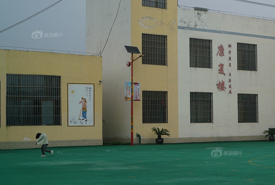 一级毛片久久久久久久女人18