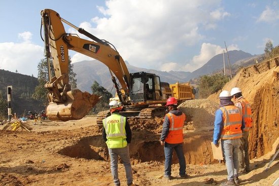 秘魯安第斯國家公路項目正在施工中