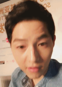 贾乃亮和宋仲基玩直播