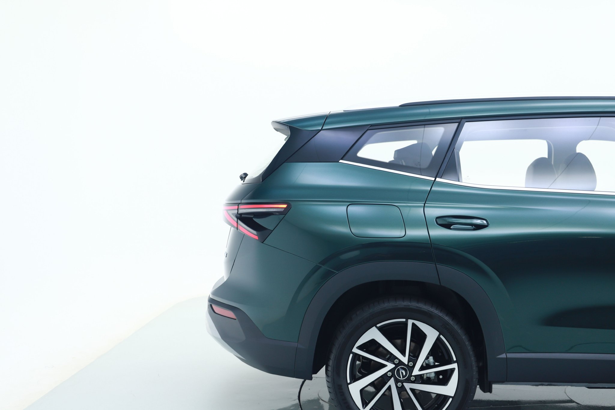 “大众味儿”越来越浓了 静态体验捷达VS8