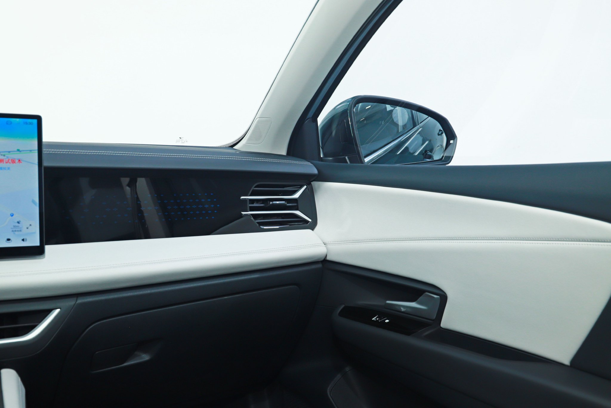 “大众味儿”越来越浓了 静态体验捷达VS8