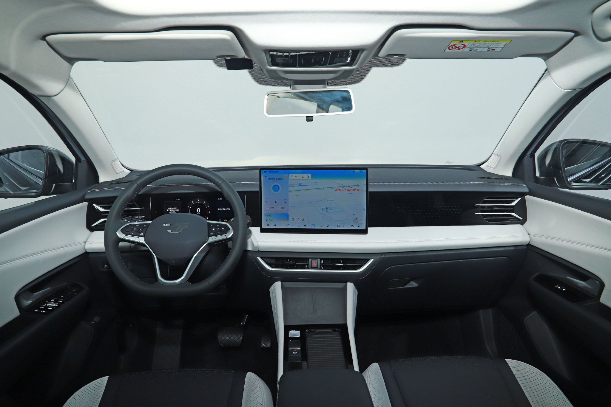 “大众味儿”越来越浓了 静态体验捷达VS8