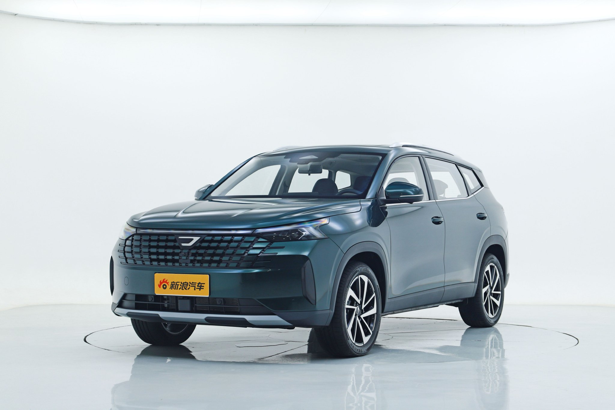 “大众味儿”越来越浓了 静态体验捷达VS8