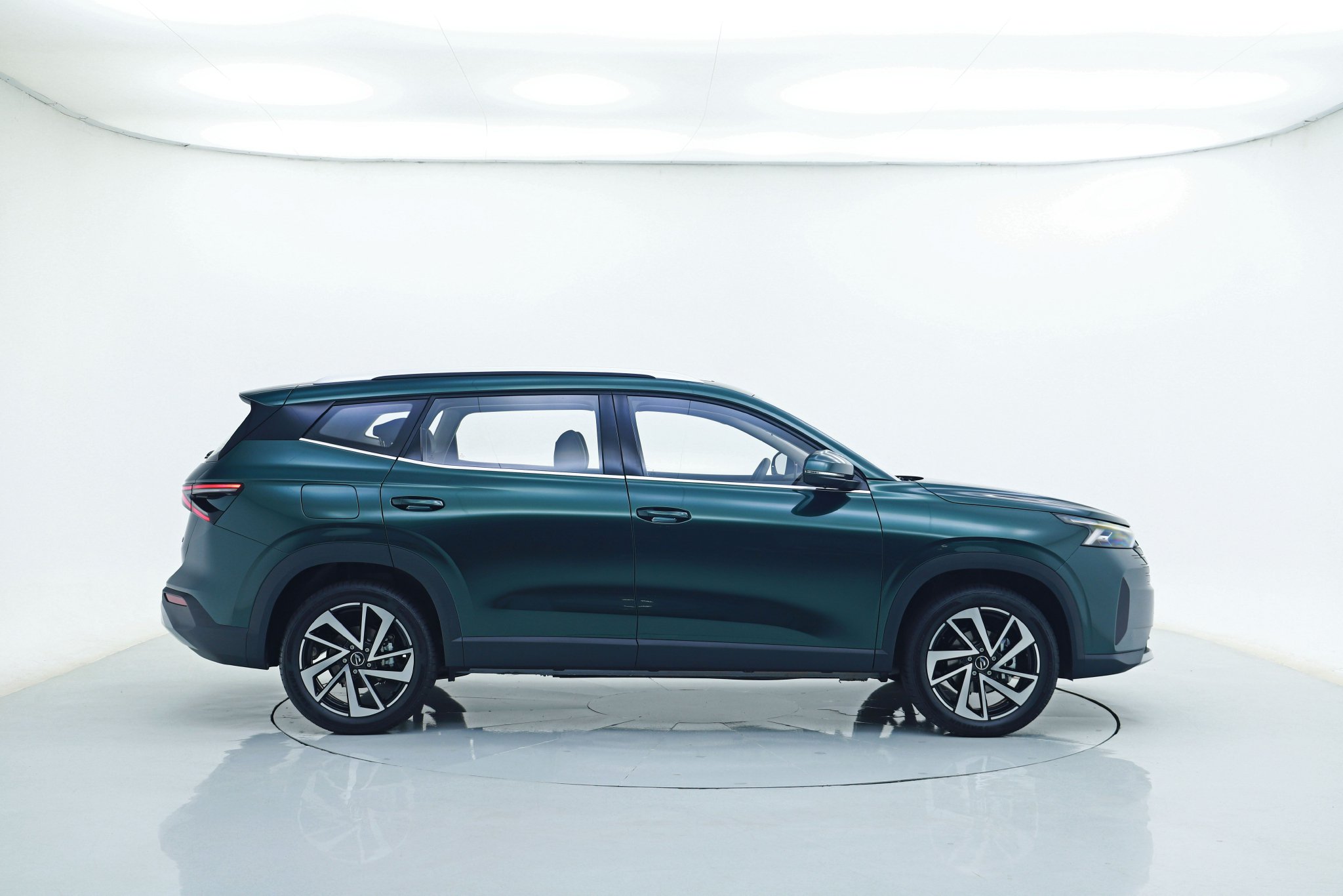 “大众味儿”越来越浓了 静态体验捷达VS8