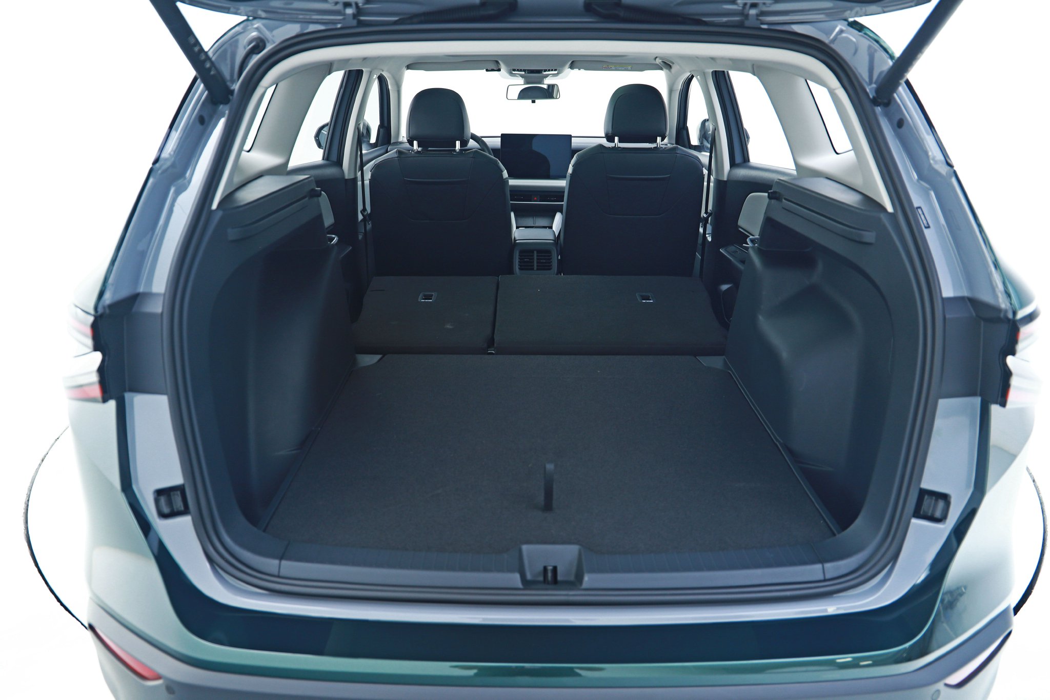 “大众味儿”越来越浓了 静态体验捷达VS8