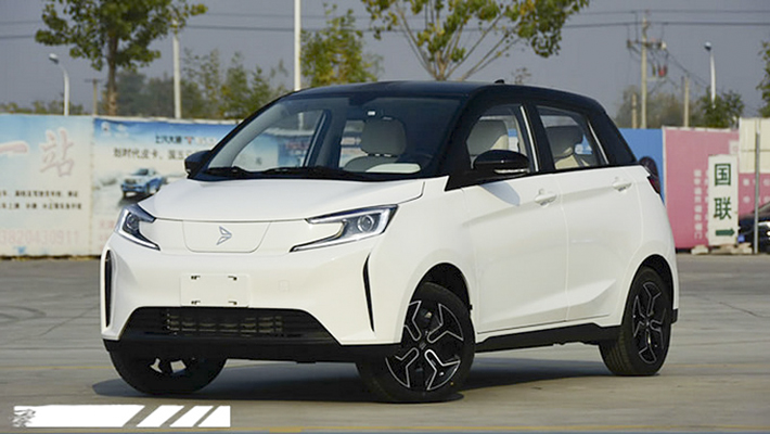 六万元国产电车续航超宝马i3 新特DEV 1实拍