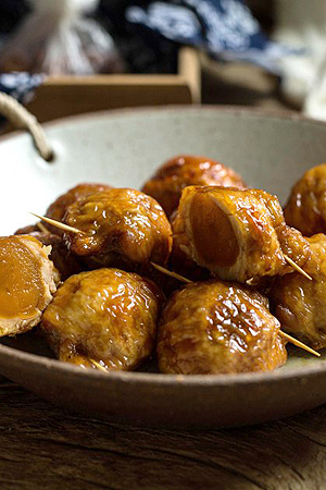 咸蛋黄酿烤鸡翅，那滋味绝了