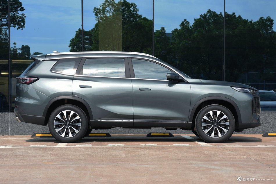 奇瑞全新瑞虎8 PLUS家族正式上市 售价10.99万元起