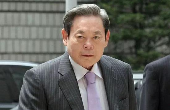 （图为李健熙）