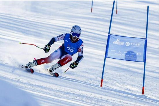 亚玛芬体育2025年营收同爱体育- 爱体育官方网站- 爱体育APP 世界杯指定娱乐平台比增长27%；绿茶集团预计2025年净利润增长31%至45%；OATLY首次实现全年盈利性增长｜消研所周报