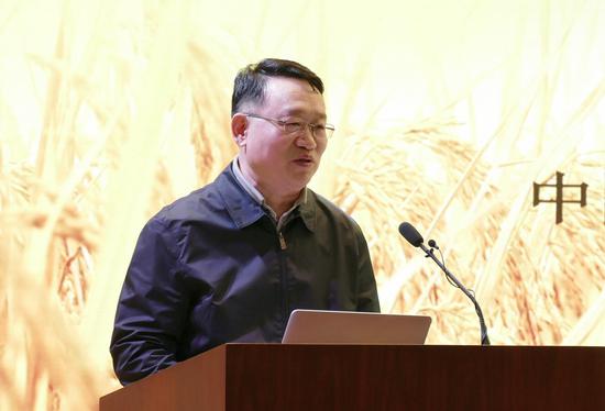 中国银保监会副主席梁涛