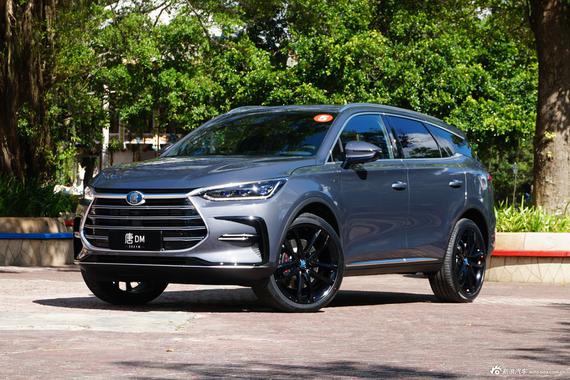 比亚迪新款唐家族上市 售价16.58-31.48万元