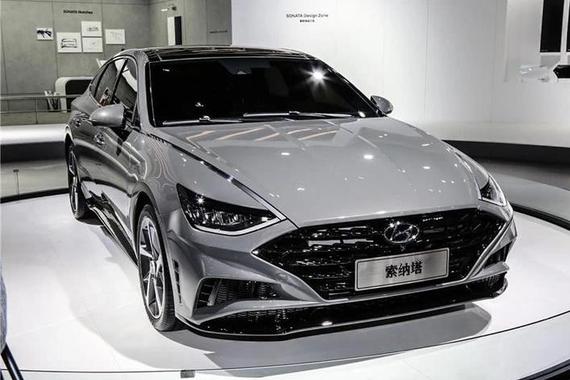 大嘴的N种口型也许是汽车设计师的噩梦