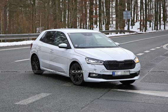 第4代斯柯达Fabia谍照曝光 前脸采用Vision RS概念车造型