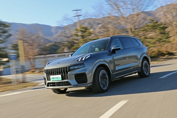 迷之自信还是确实有实力？ 试驾领克09 MHEV/PHEV