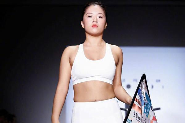 天下足球斯科尔斯