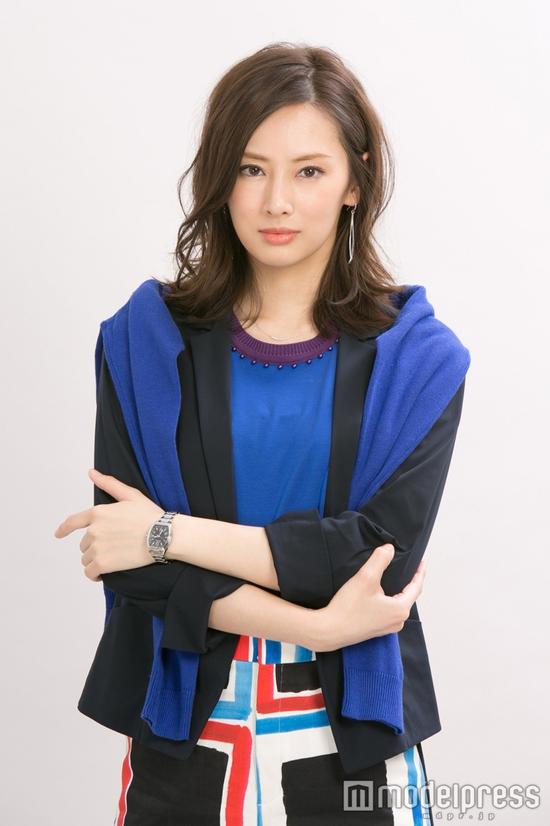 北川景子婚后首次接拍日剧 饰演超级销售