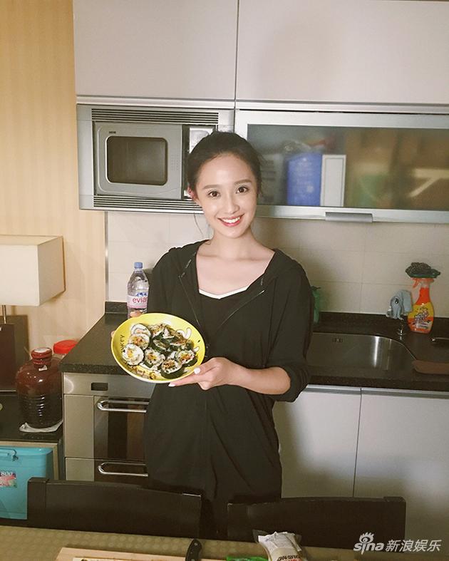 孙佳雨做寿司