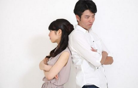 为什么你越想挽回男友就越不能成功?|男友|爱情