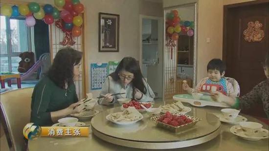生二孩要花多少钱?北京夫妇称养到7岁要260万