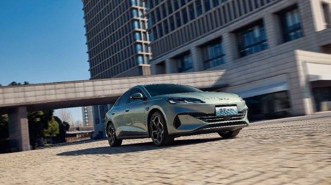 7万级即享高阶智驾 比亚迪海洋网11款智驾版车型重磅上市