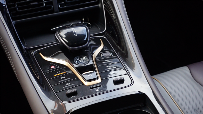 东北体验护卫舰07能耗 纯电/亏电表现不俗