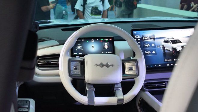 方程豹钛3正式上市 售价13.38-19.38万元