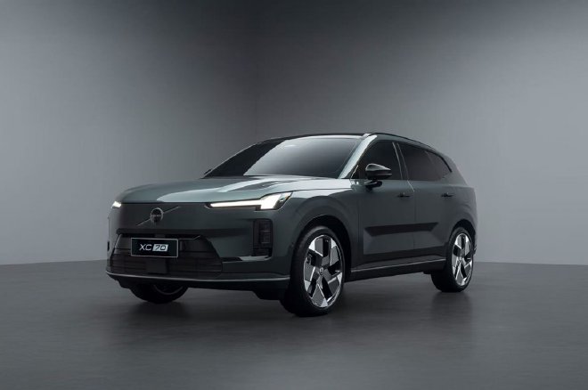 沃尔沃XC70搭SMA超级混动架构 纯电续航200km+