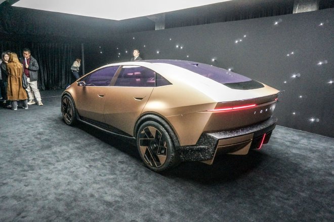 艾尼氪正式进入中国 全球首发两款新能源概念车
