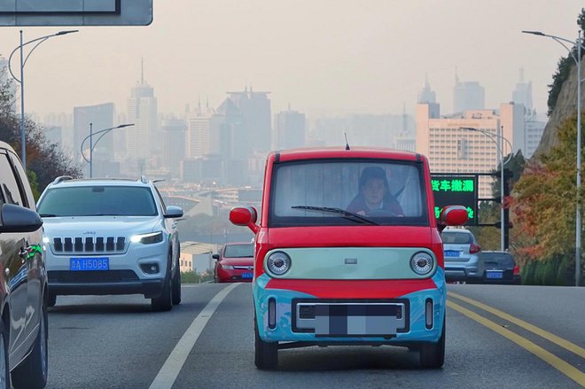 中国EV制造商矩阵数据科技开发新型送货车