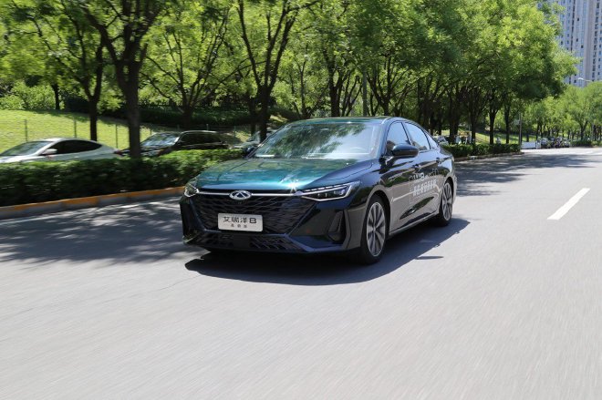 换装8AT变速器 试驾奇瑞艾瑞泽8 御+版车型