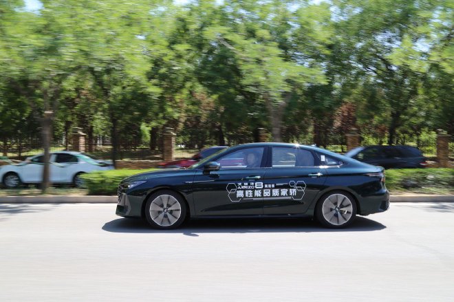 换装8AT变速器 试驾奇瑞艾瑞泽8 御+版车型