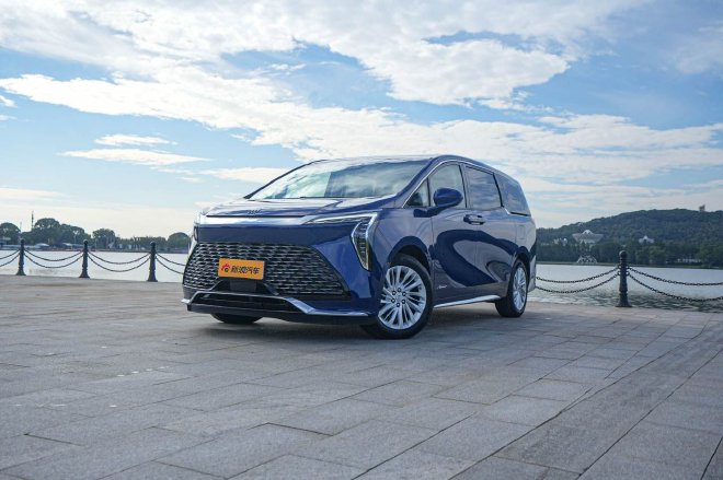 美系豪华行政MPV再升级 实拍2025款别克世纪CENTURY