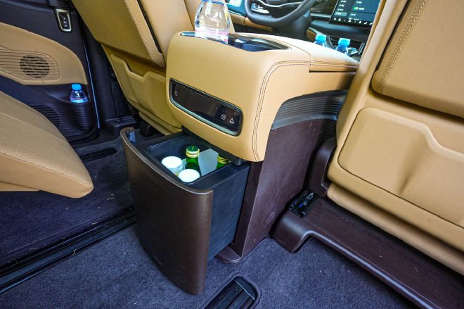 底盘/智驾/座舱等六部分均升级 试驾2025款腾势D9