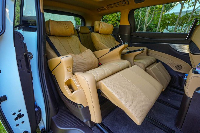 底盘/智驾/座舱等六部分均升级 试驾2025款腾势D9