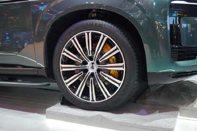 2025上海车展:科技旗舰SUV 腾势N9亮相