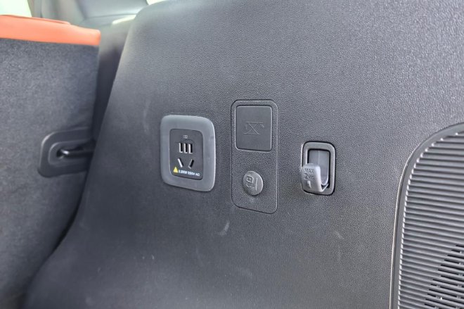 插混大五座SUV的全能选手 试驾方程豹钛7