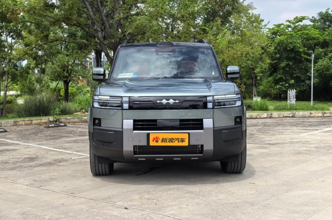 插混大五座SUV的全能选手 试驾方程豹钛7